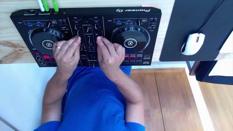 Cómo hacer una Transición DJ "Imperceptible"